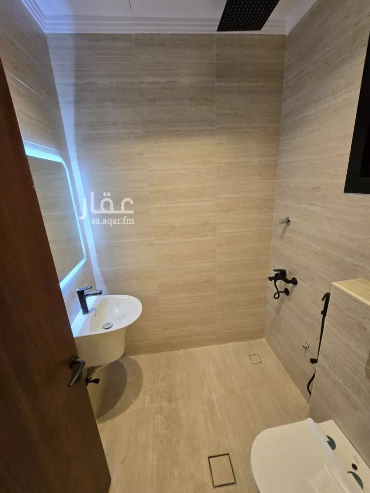 Floor for Sale in Jeddah Ar Rahmaniyah 16