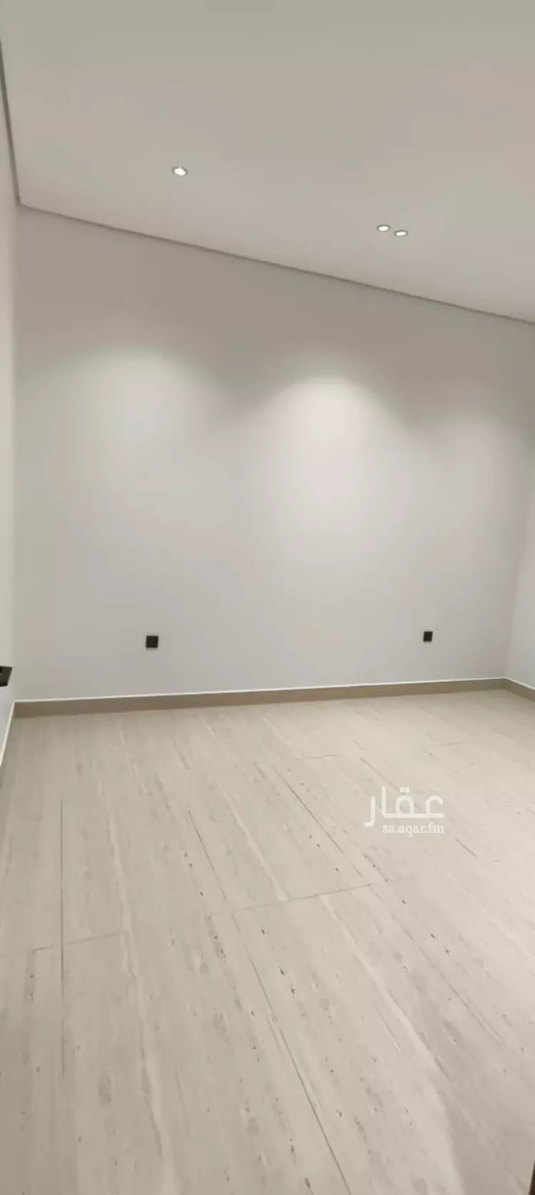 دور للبيع في شارع الاشتر النخعي, حي النظيم, مدينة الرياض, منطقة الرياض 9
