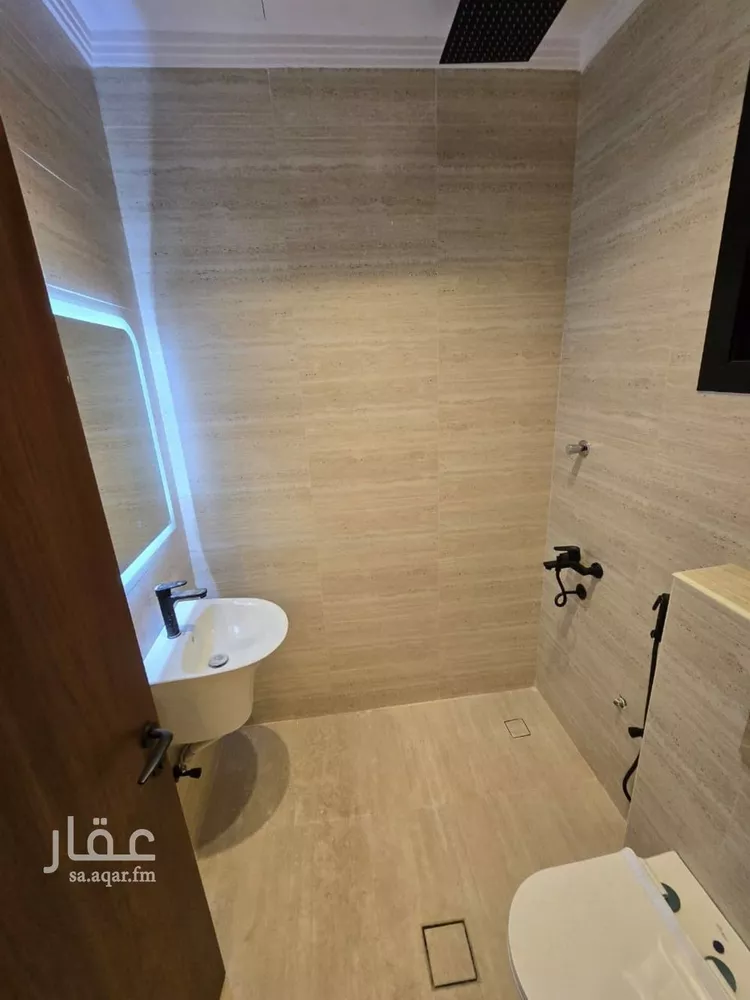 Floor for Sale in Jeddah Ar Rahmaniyah 12