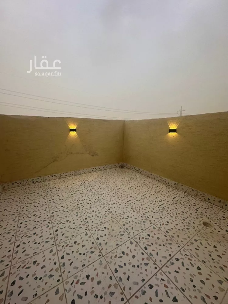Floor for Sale in Riyadh Okaz 9