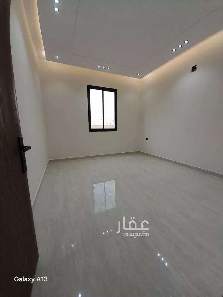 Floor for Sale in Riyadh Tuwaiq صورة 3