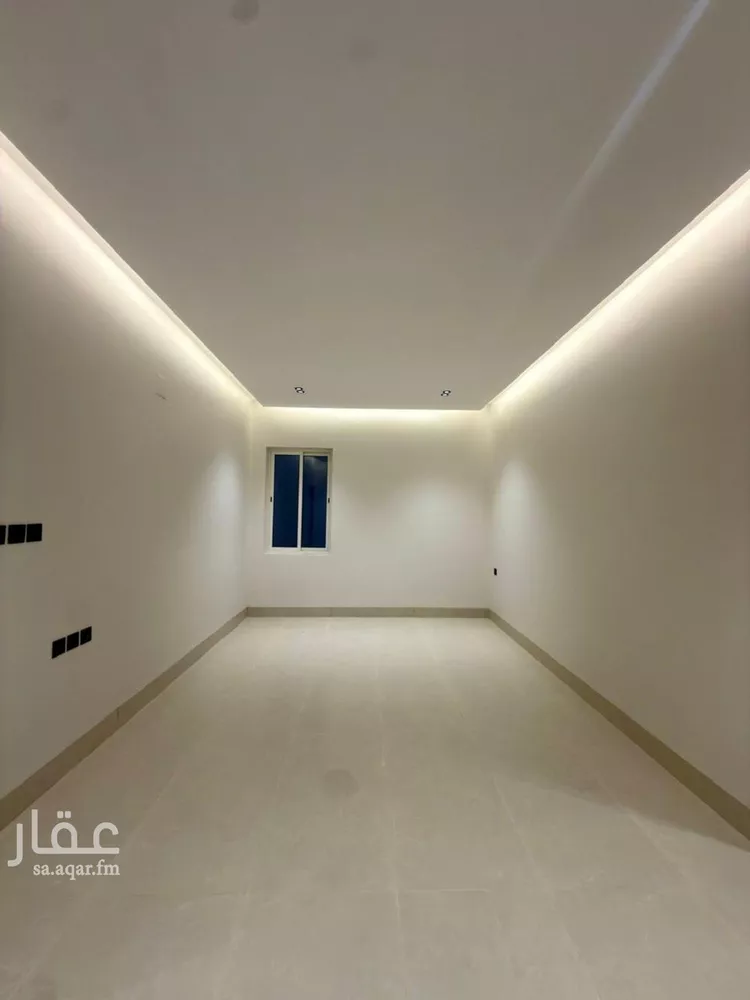 Floor for Sale in Riyadh Ar Rimal 7