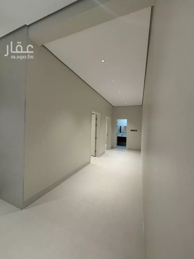 فيلا للبيع في شارع عبد ربه ابن حق, حي الياسمين, مدينة حائل, منطقة حائل صورة 3
