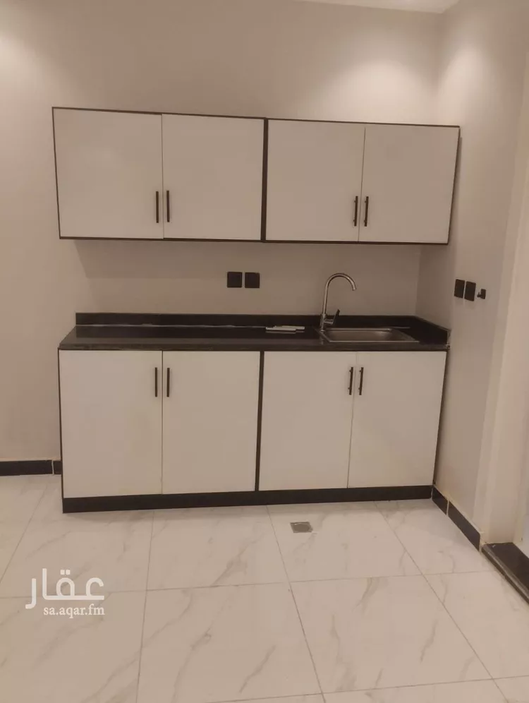شقة للإيجار في شارع بحر العرب, حي إشبيلية, مدينة الرياض, منطقة الرياض 8