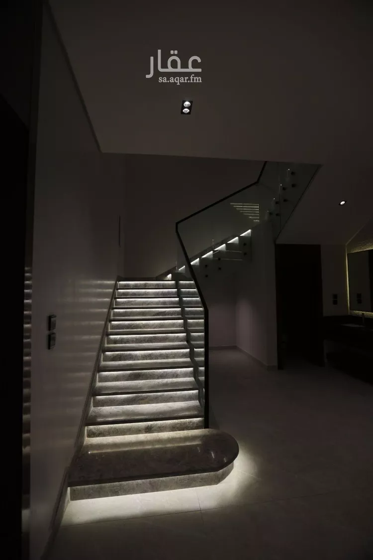 Villa for Sale in Riyadh Al Mahdiyah صورة 4