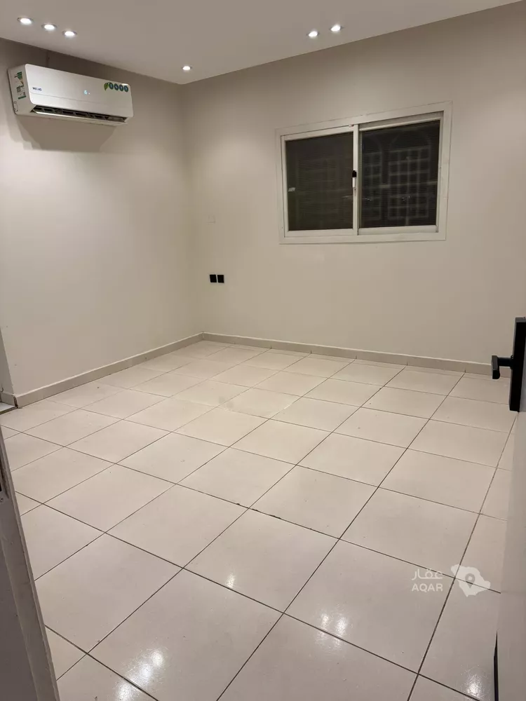 شقة للإيجار في شارع بعلبك, حي غرناطة, مدينة الرياض, منطقة الرياض 4