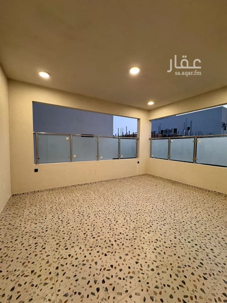 Floor for Sale in Jazan As Safaa 11