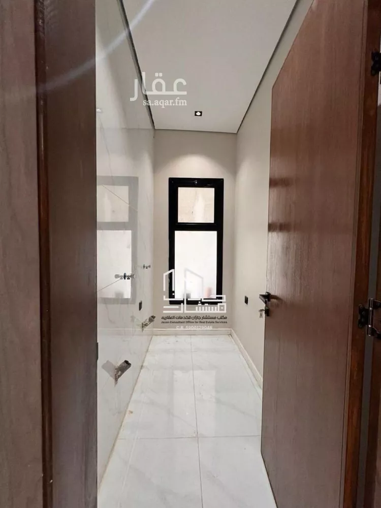 شقة للبيع في شارع محب الدين الفاكهاني, حي السويس 1, مدينة جازان, منطقة جازان صورة 5