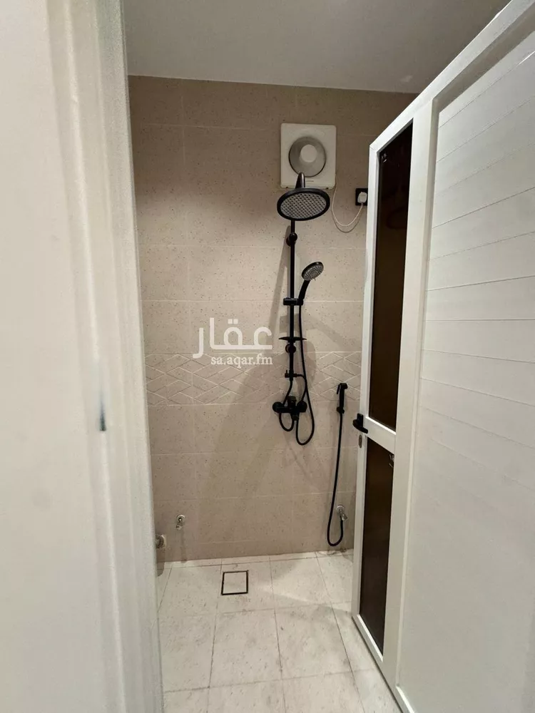 شقة للبيع في شارع أبو زكريا الزيتوني, حي الرحاب 1, مدينة جازان, منطقة جازان صورة 4