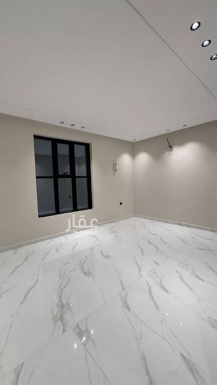 Floor for Sale in Jazan As Suways 13