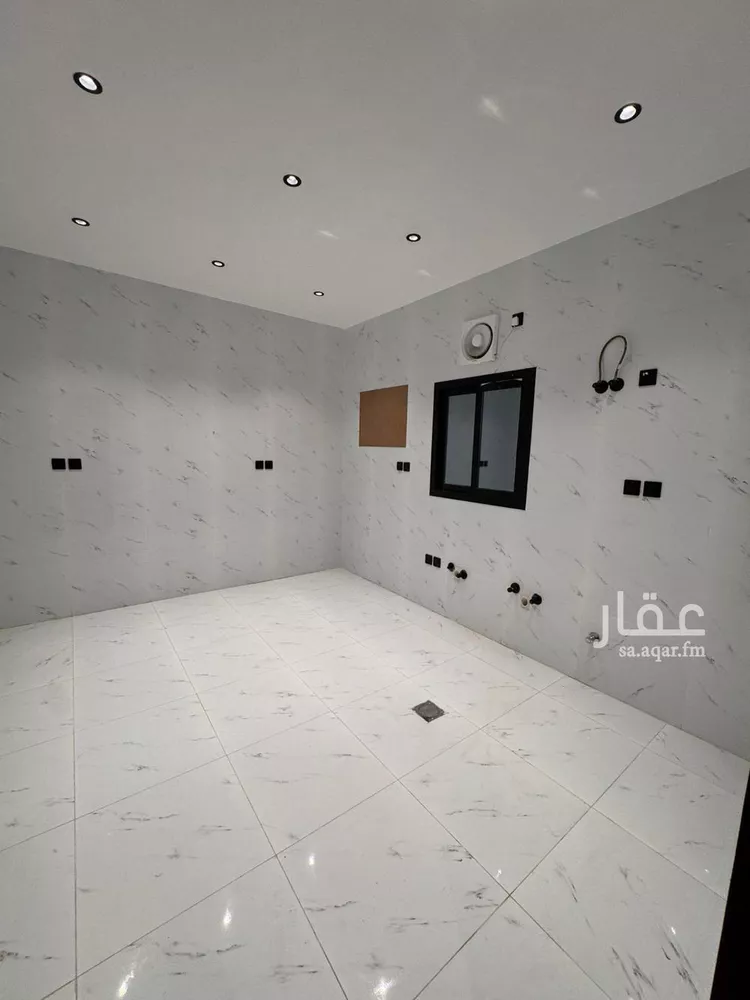 شقة للبيع في شارع شهيد الدين ثم الوطن محمد هادي ثابت حكمي, حي الشاطئ, مدينة جازان, منطقة جازان صورة 2