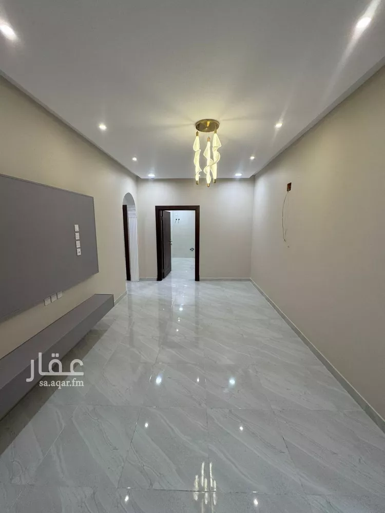 شقة للبيع في شارع الامام مالك, حي المحمدية 1, مدينة جازان, منطقة جازان صورة 4