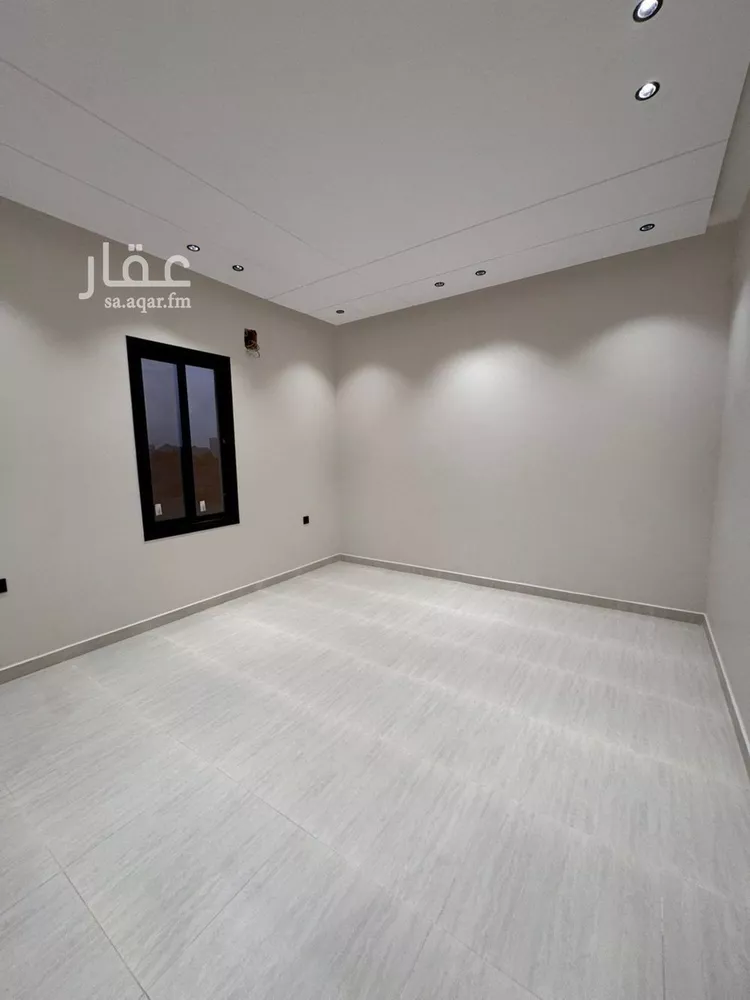 Floor for Sale in Jazan As Safaa 13