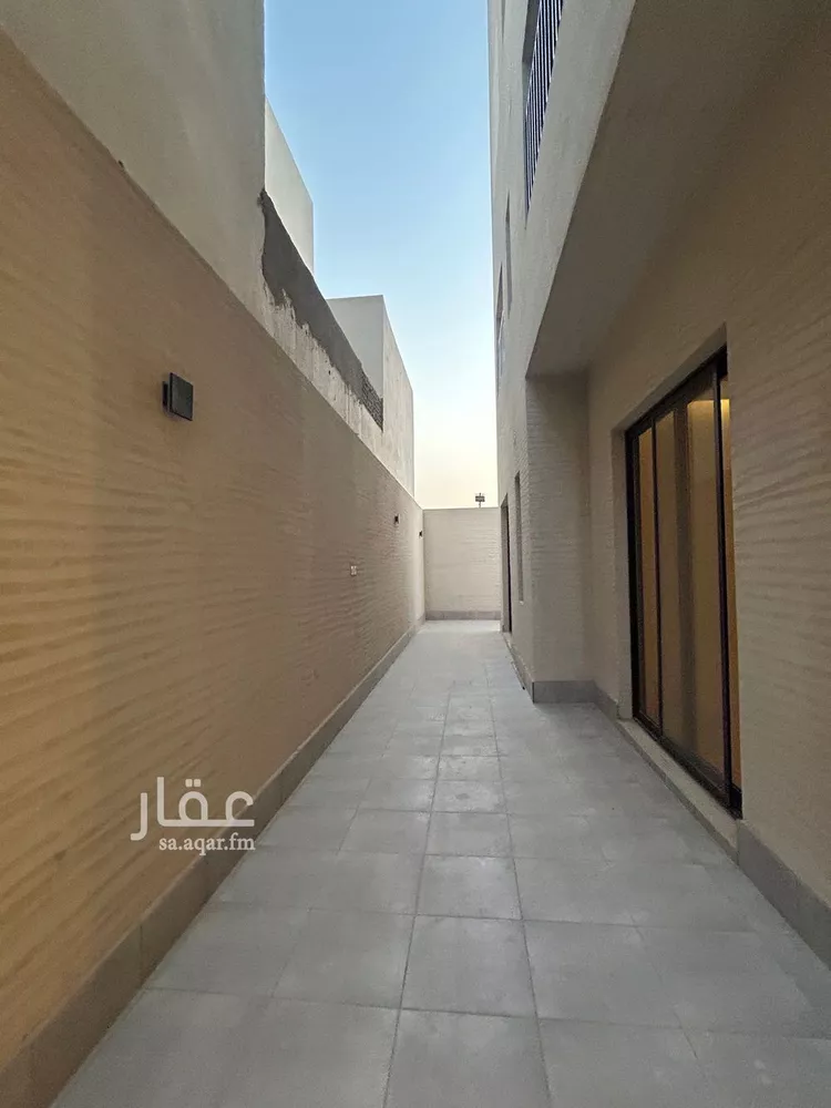 شقة للبيع في شارع محمد بن عبدالعزيز العجاجي, حي القيروان, مدينة الرياض, منطقة الرياض صورة 2