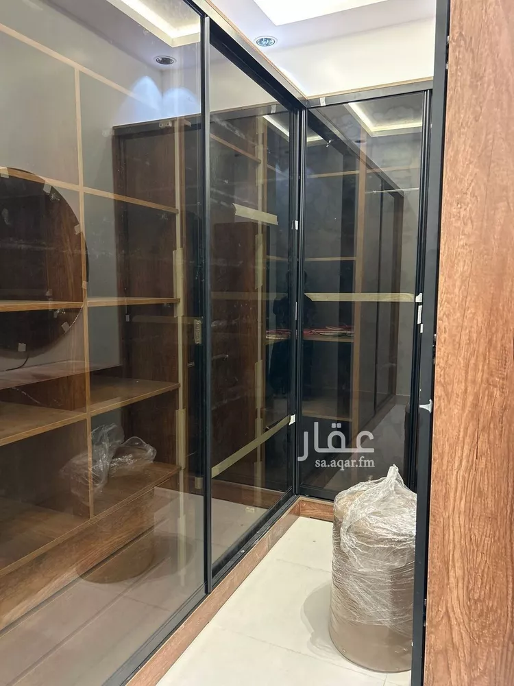 فيلا للإيجار في شارع رقم 384, حي النرجس, مدينة الرياض, منطقة الرياض صورة 4