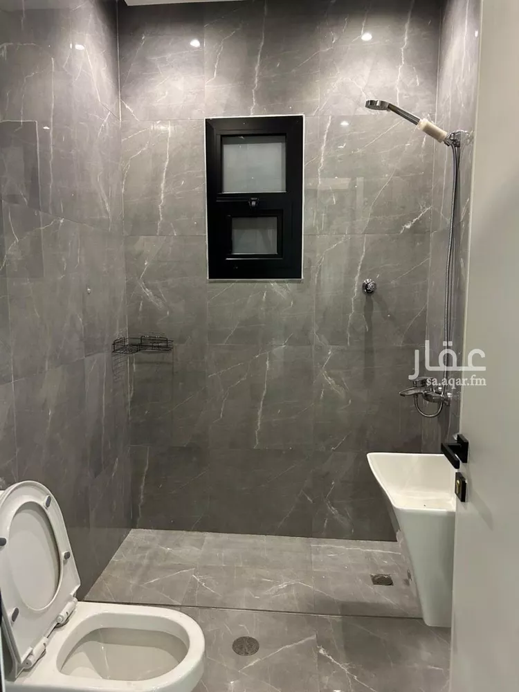 شقة للإيجار في شارع ميناء الاحمدي, حي إشبيلية, مدينة الرياض, منطقة الرياض صورة 2