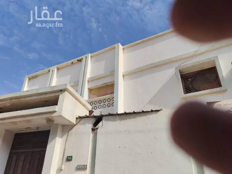 فيلا للبيع في شارع الطويق ، حي العزيزية ، حائل ، منطقة حائل
