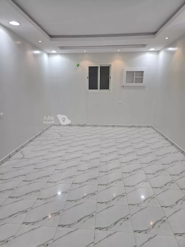 شقة للإيجار في شارع العباس بن حاتم, حي عكاظ, مدينة الرياض, منطقة الرياض