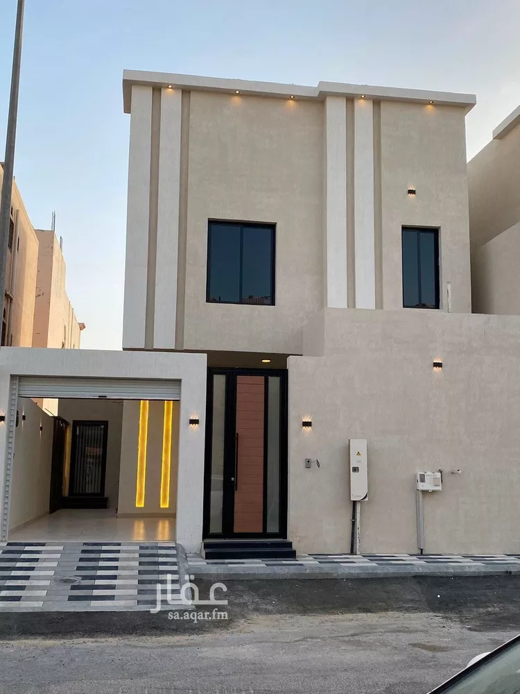 فيلا للبيع في شارع ابو رويحة الخثعمي, حي طيبة, مدينة الدمام, المنطقة الشرقية صورة 2