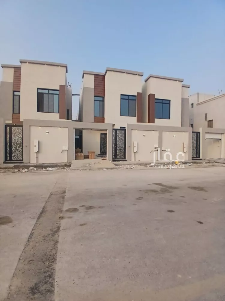 فيلا للبيع في شارع نصف القمر, حي الصواري, مدينة الخبر, المنطقة الشرقية صورة 2