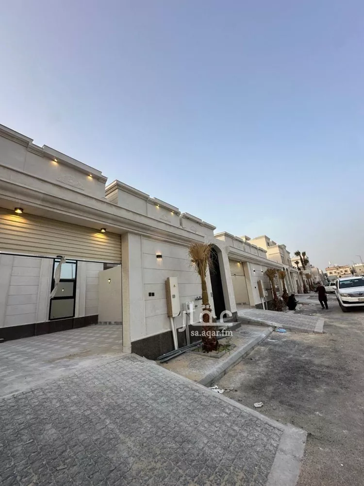 فيلا للبيع في شارع ابو عثمان بن غالب, حي المنار, مدينة الدمام, المنطقة الشرقية صورة 2