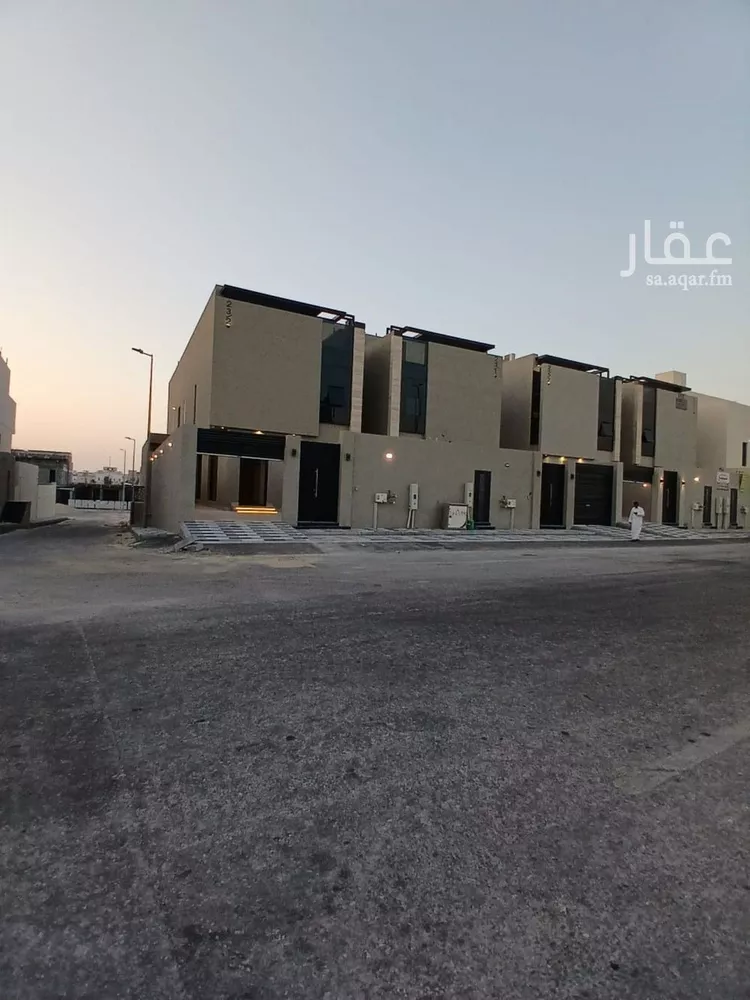 فيلا للبيع في شارع الفنار, حي الشعلة, مدينة الدمام, المنطقة الشرقية