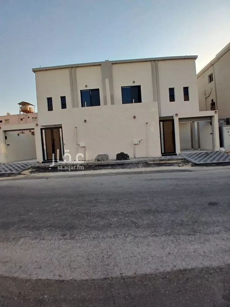 فيلا للبيع في شارع الأمير متعب بن عبدالعزيز, حي طيبة, مدينة الدمام, المنطقة الشرقية