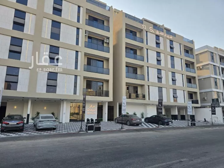 شقة للبيع في شارع خريص, حي الحمراء, مدينة الخبر, المنطقة الشرقية