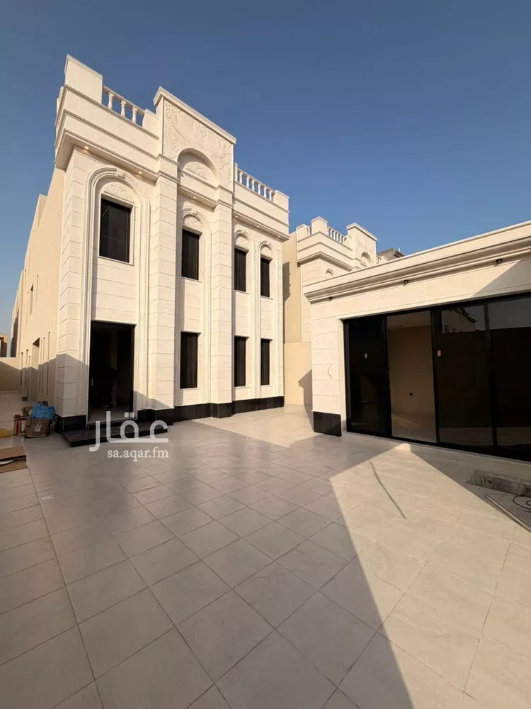 فيلا للبيع في شارع المنذر بن كعب, حي الأمواج, مدينة الخبر, المنطقة الشرقية صورة 5