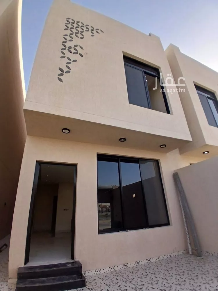 فيلا للبيع في شارع الشمال, حي الأمواج, مدينة الخبر, المنطقة الشرقية