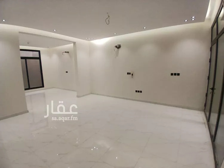 فيلا للبيع في شارع 30د, حي الصواري, مدينة الخبر, المنطقة الشرقية 1 صورة