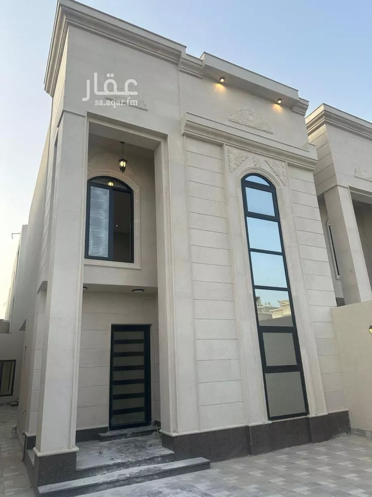 فيلا للبيع في شارع ابو عثمان بن غالب, حي المنار, مدينة الدمام, المنطقة الشرقية 1 صورة