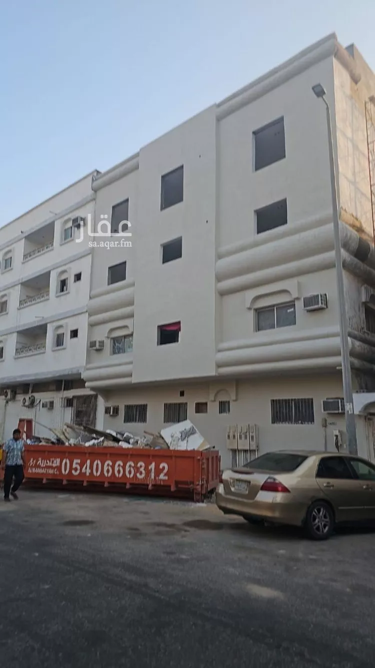 Building for Sale in Dammam Al Badiyah