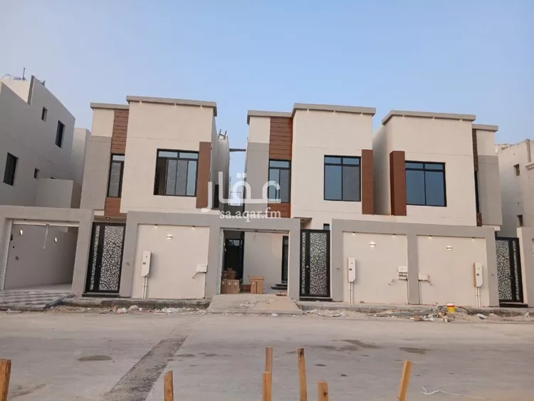 فيلا للبيع في شارع نصف القمر, حي الصواري, مدينة الخبر, المنطقة الشرقية