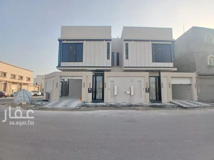 فيلا للبيع في شارع العطايف, حي الصواري, مدينة الخبر, المنطقة الشرقية صورة 2