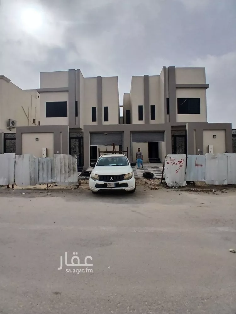 فيلا للبيع في شارع اعشى بن مالك, حي المنار, مدينة الدمام, المنطقة الشرقية 1 صورة