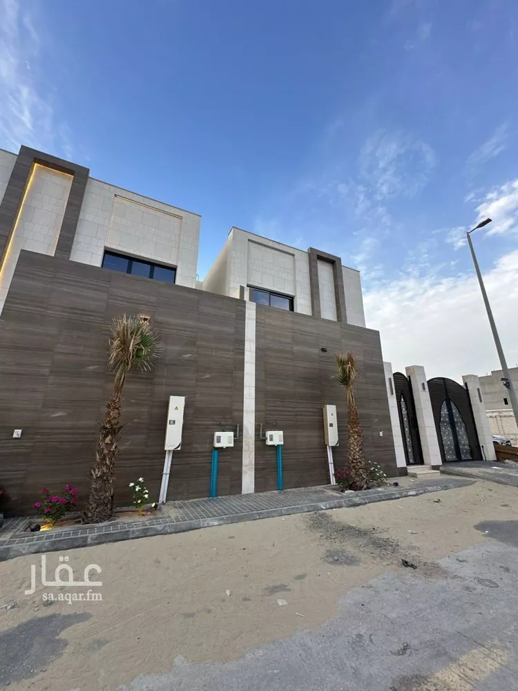 فيلا للبيع في شارع النهار, حي الشروق, مدينة الدمام, المنطقة الشرقية صورة 2