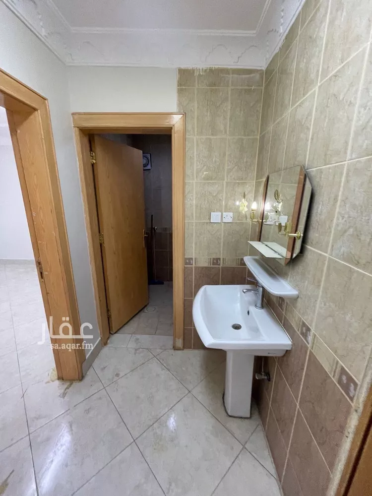 شقة للإيجار في شارع أحمد بن قاسم, حي إشبيلية, مدينة الرياض, منطقة الرياض صورة 5