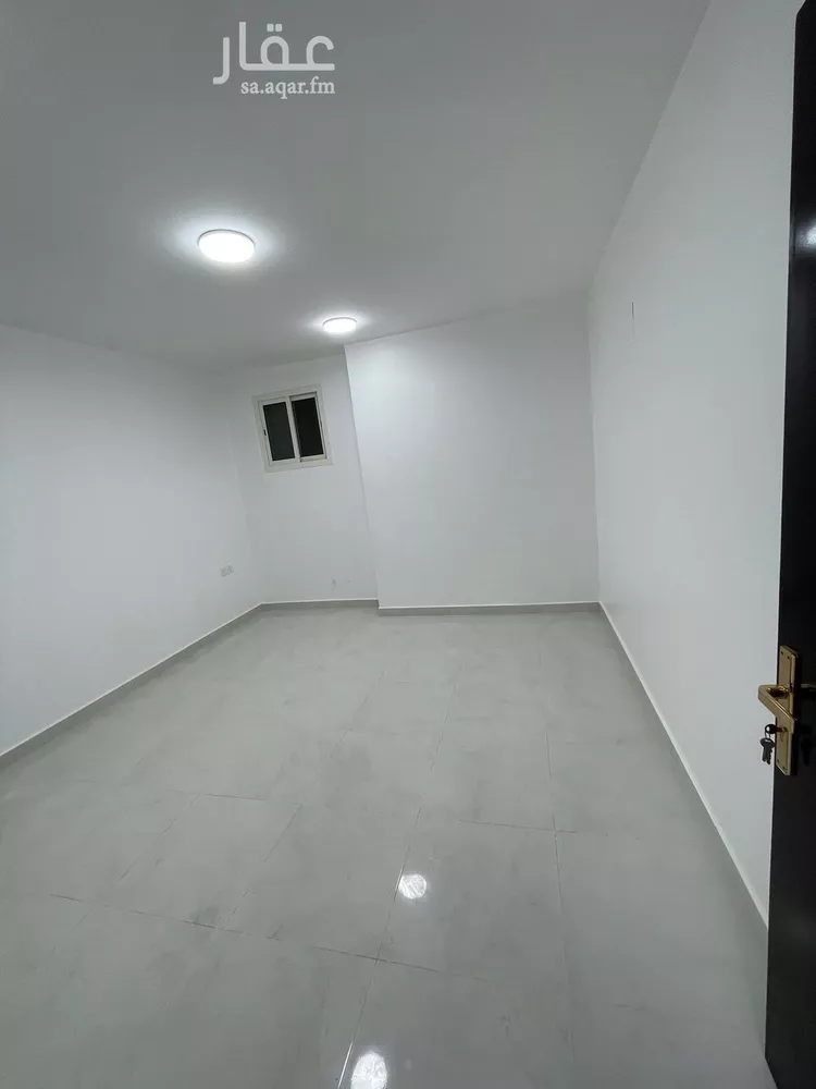 شقة للإيجار في شارع الكوادر, حي إشبيلية, مدينة الرياض, منطقة الرياض صورة 5