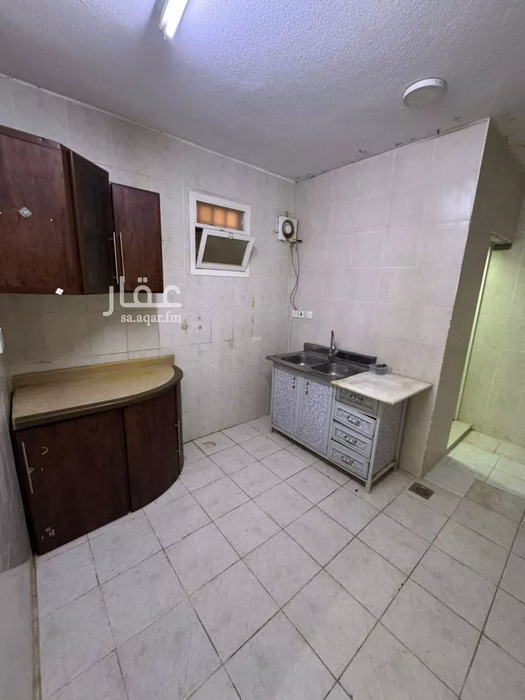 شقة للإيجار في شارع كوالالمبور, حي اليرموك, مدينة الرياض, منطقة الرياض