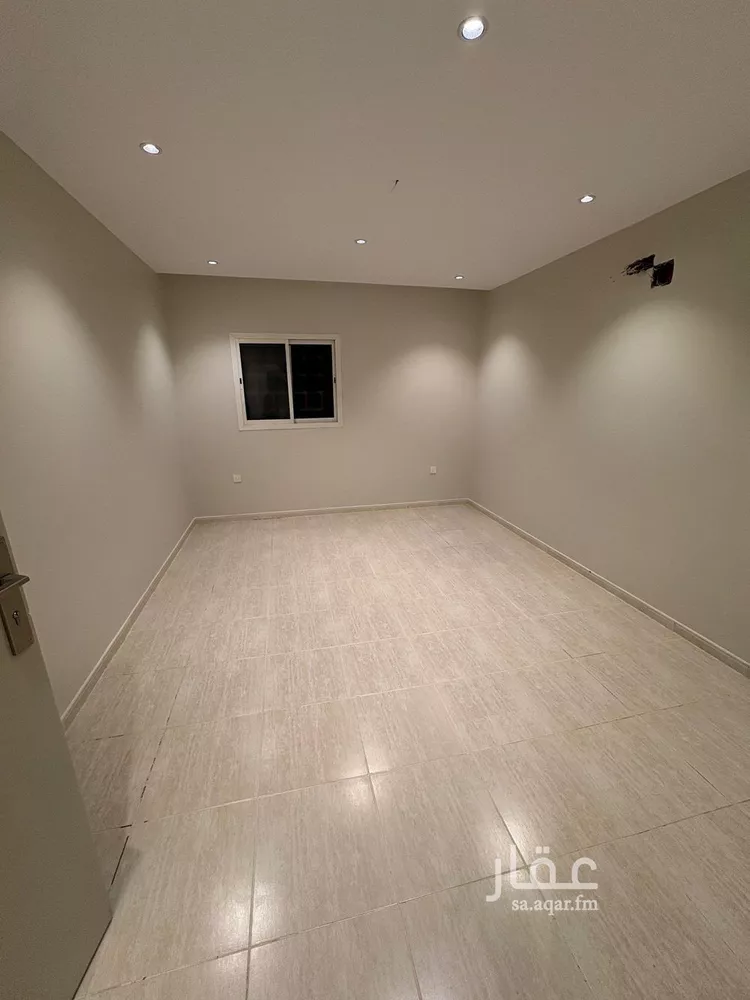 دور للإيجار في شارع العاذرية, حي إشبيلية, مدينة الرياض, منطقة الرياض صورة 4
