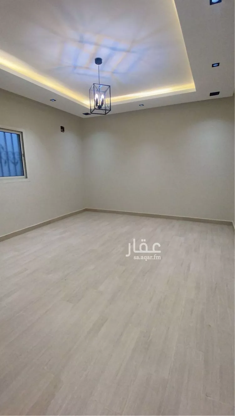 دور للبيع في شارع زينب بنت عمر, حي إشبيلية, مدينة الرياض, منطقة الرياض 7