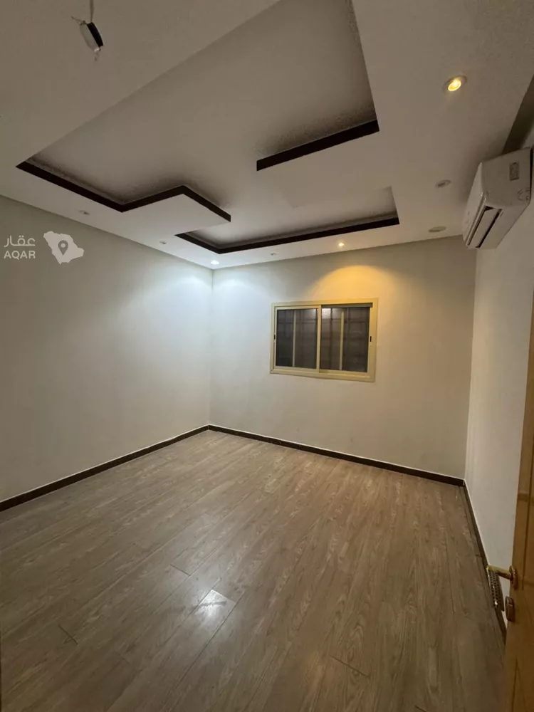 Floor for Rent in Riyadh Al Yarmouk 12