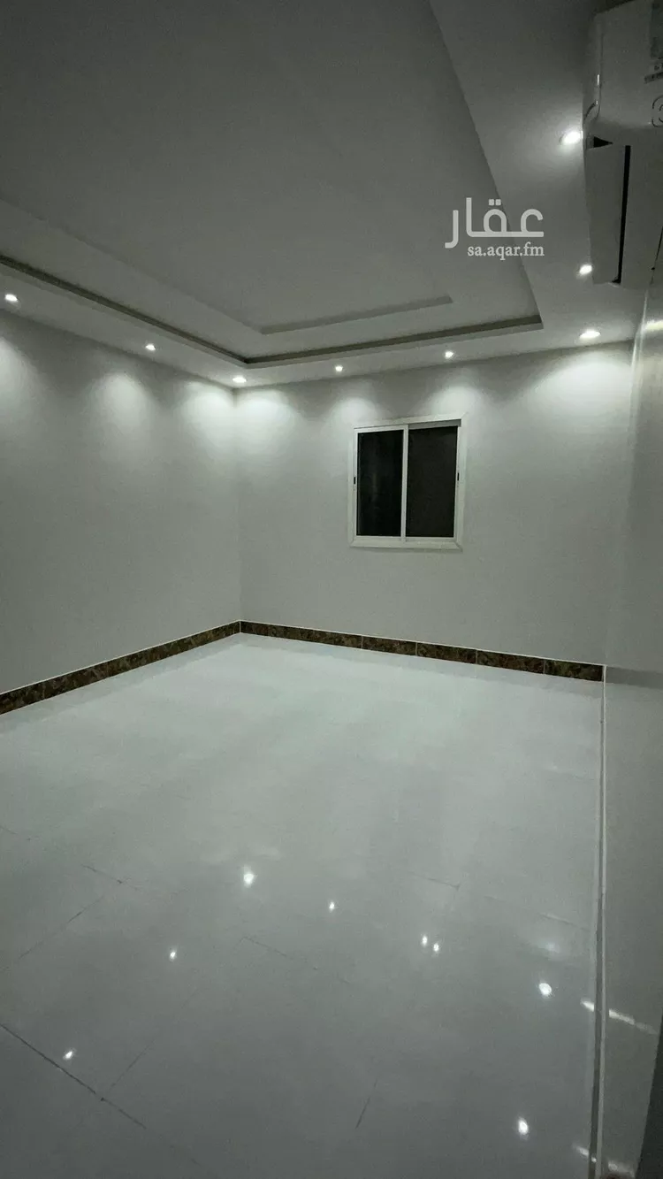 فيلا للإيجار في شارع احمد بن هارون, حي الرمال, مدينة الرياض, منطقة الرياض صورة 4