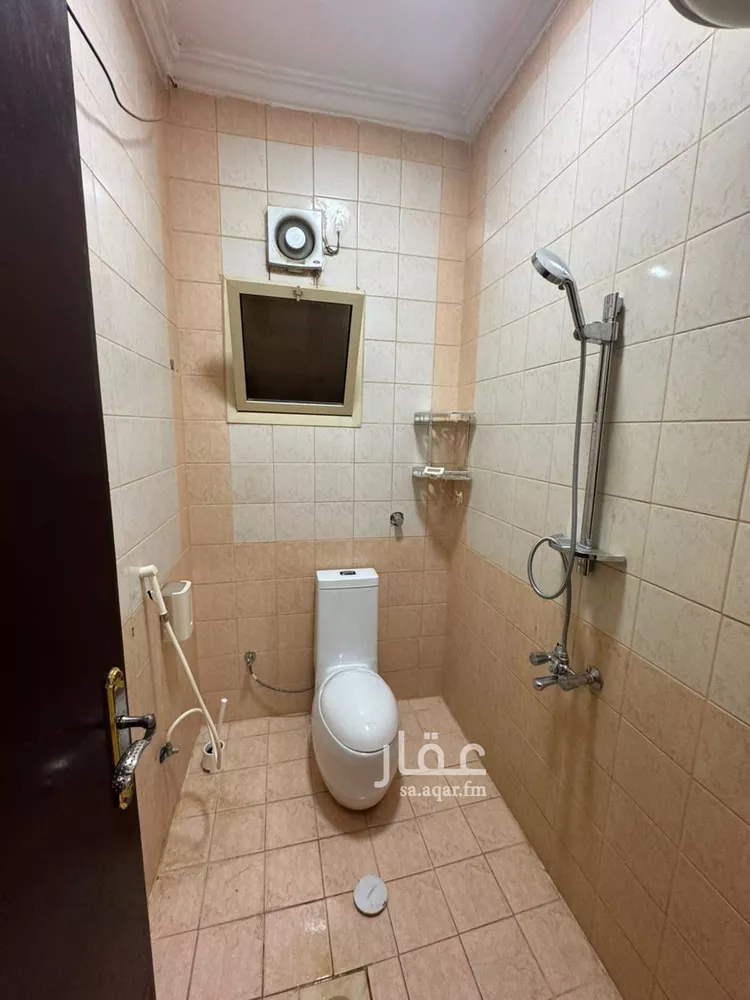 دور للإيجار في شارع الطرفة, حي إشبيلية, مدينة الرياض, منطقة الرياض 10
