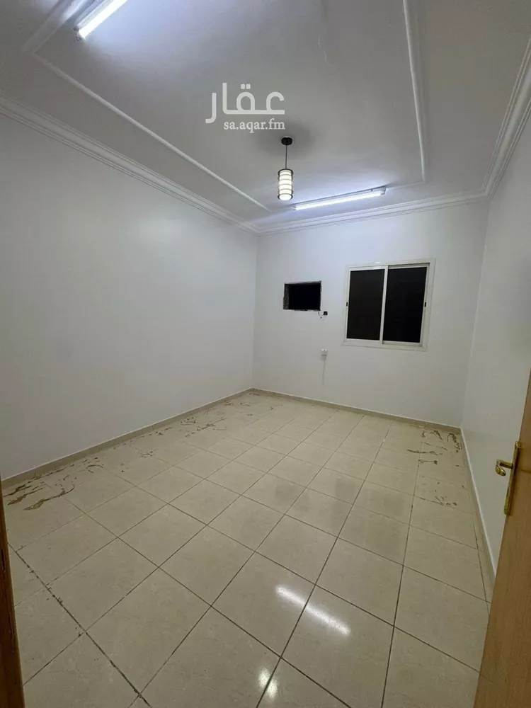 شقة للإيجار في شارع الظهران, حي إشبيلية, مدينة الرياض, منطقة الرياض صورة 2