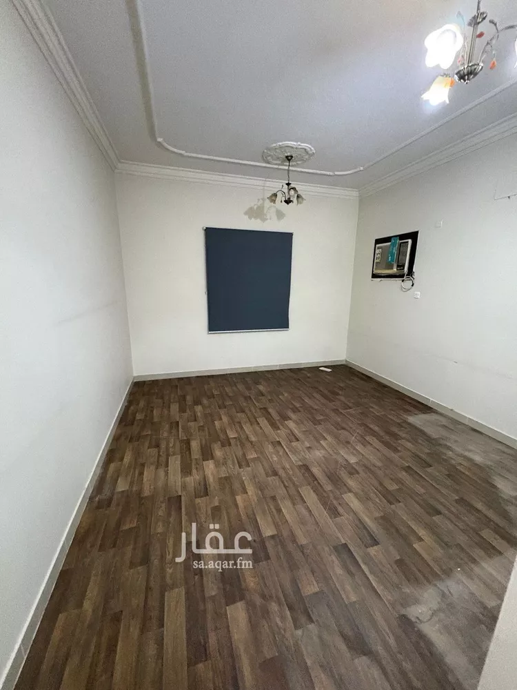 دور للإيجار في شارع العاذرية, حي إشبيلية, مدينة الرياض, منطقة الرياض صورة 2
