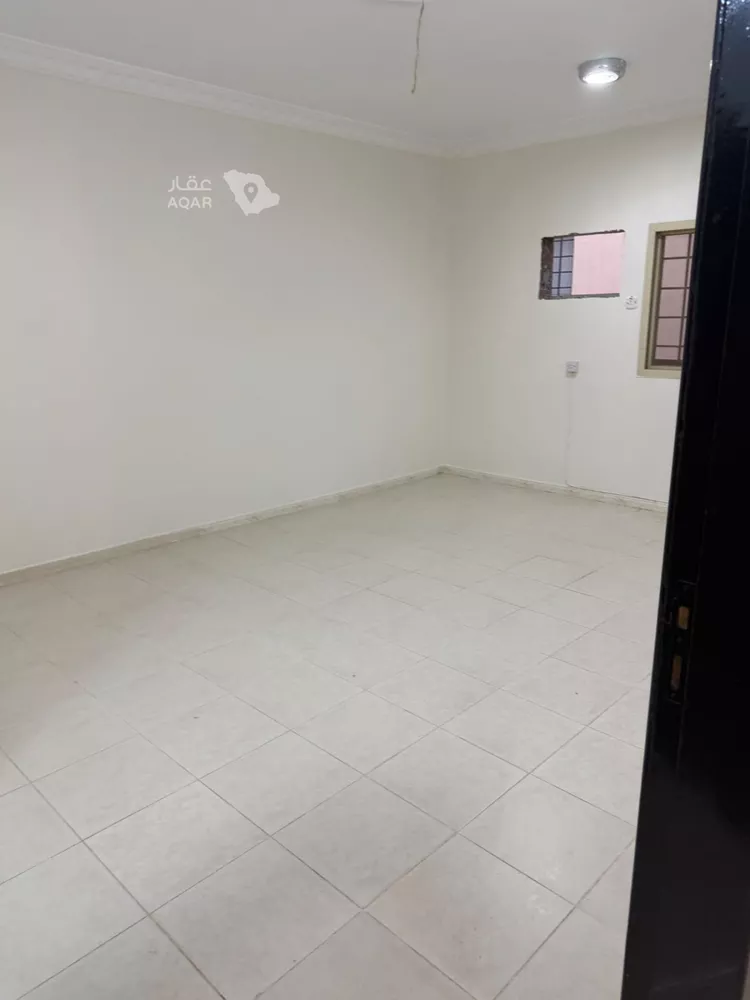 دور للإيجار في شارع الغربة, حي إشبيلية, مدينة الرياض, منطقة الرياض صورة 5
