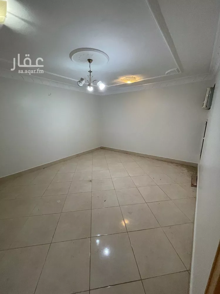 شقة للإيجار في شارع أحمد بن قاسم, حي إشبيلية, مدينة الرياض, منطقة الرياض صورة 3