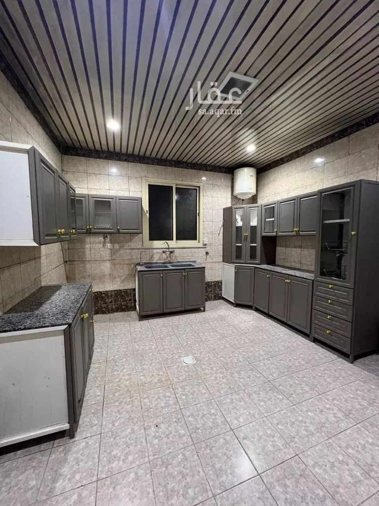 شقة للإيجار في شارع أحمد بن محمد الأسدي, حي الرمال, مدينة الرياض, منطقة الرياض صورة 2